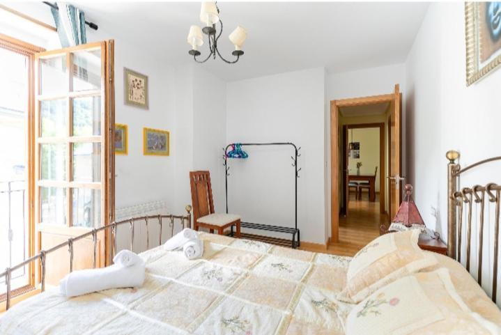 Apartamentos Bubal Pena Telera El Pueyo de Jaca Room photo